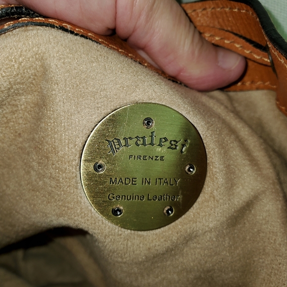 PRATESI EUC DRAWSTRING LEATHER BUCKET BAG - Picture 9 of 10